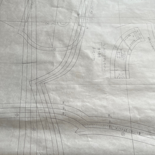 型紙】子供用テーパードパンツとトップスのセットアップ（140・150