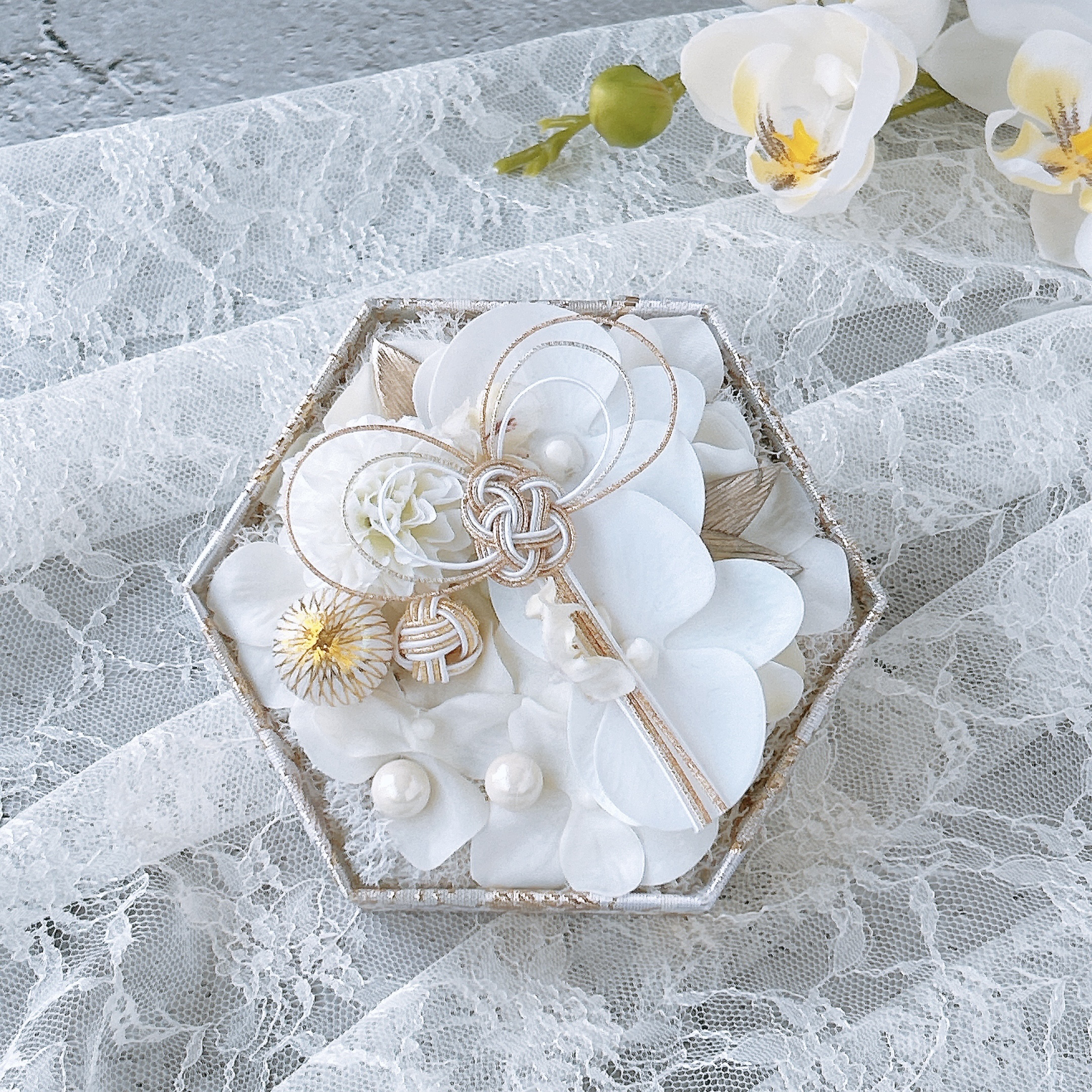 永遠に凛と美しく】リングピロー『ハート水引WH/GO』/和風