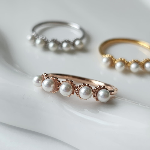 良質  5粒パール 大人可愛いお花モチーフリング 指輪・リング H-255 アクセサリー