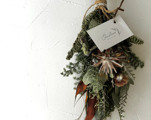 小花のドライフラワーリースᰔᩚスワッグ付き 楽天市場】クリスマス スワッグ プリザーブド ドライフラワー