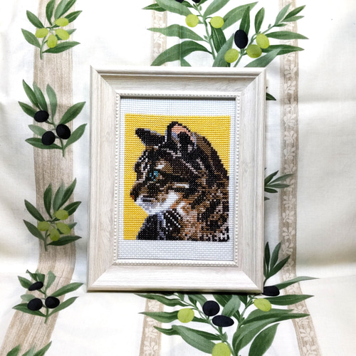 猫 キジトラ クロスステッチ フレーム入り 壁掛け 卓上 【HK006