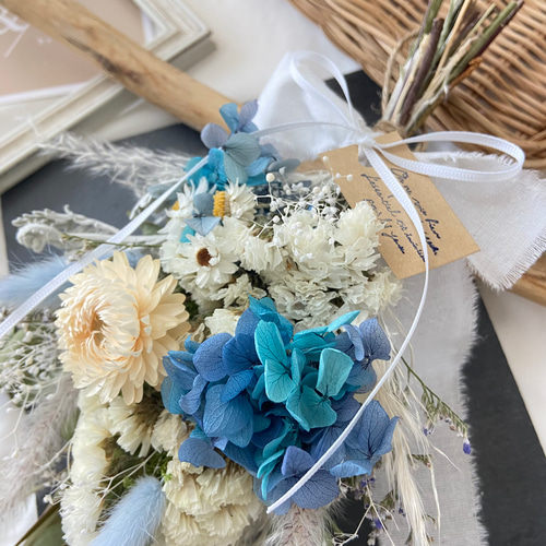 ドライフラワーブルーグラデーションのミニスワッグ