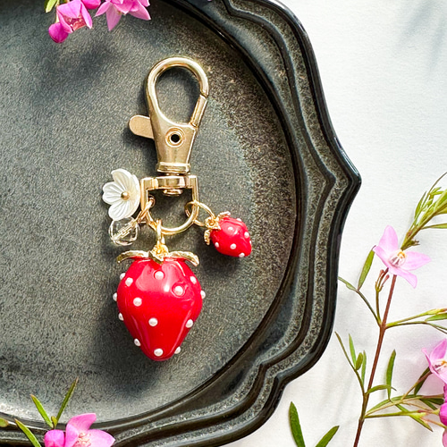 苺 ミニバックチャーム イチゴミニキーホルダー いちごキーリング