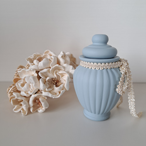 1.5寸サイズ トール 白い花のペーパークレイ & ブルーグレーの壷