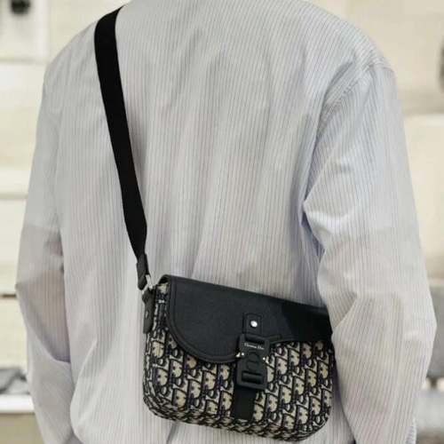 DIOR ショルダーバッグ ディオール】オブリークジャカード ショルダーバッグ 国内直営