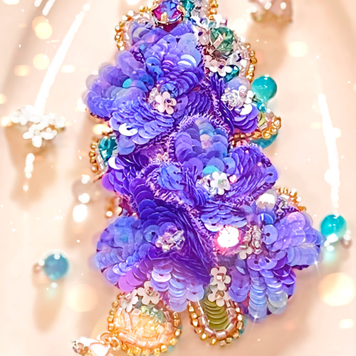 吸い上げ染めの紫陽花たっぷり❤ぷっくりオーバル型のお花付きヘアクリップ♡ 吸い上げ染めの紫陽花たっぷり❤ぷっくりオーバル型のお花付きヘア