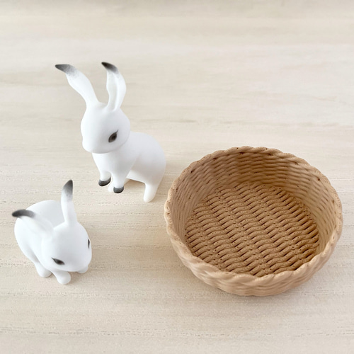 【♥︎】かわいいウサギ2羽、ホームデコレーション 子うさぎからの贈り物 かご入り子うさぎ2羽セット【ウサギ