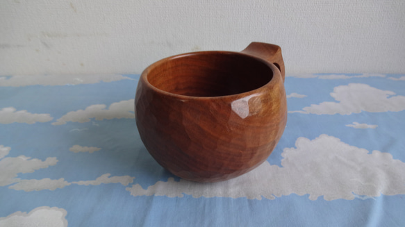 真桜の木の一木彫りコーヒーカップ.  D1265780756(9750円)