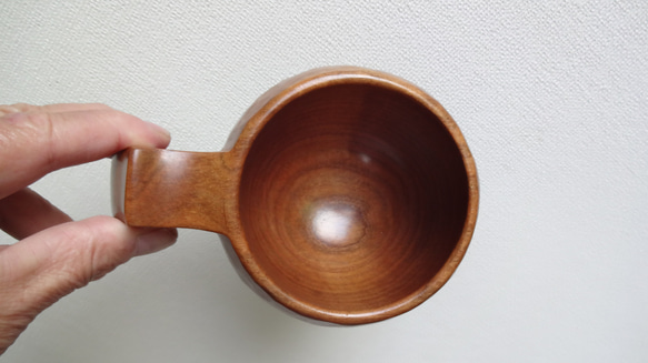 真桜の木の一木彫りコーヒーカップ.  D1265780756(9750円)