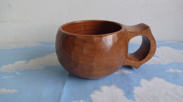 真桜の木の一木彫りコーヒーカップ.  D1265780756(9750円)