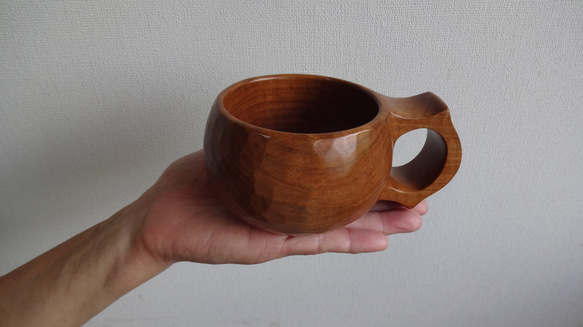 真桜の木の一木彫りコーヒーカップ.  D1265780756(9750円)