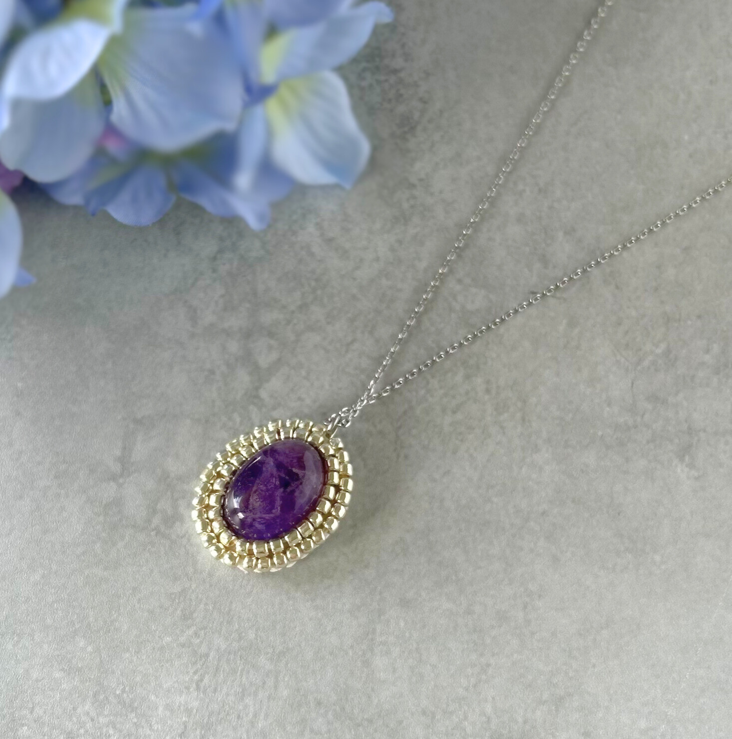 アメジスト ネックレス  2月誕生石 大ぶり ビーズ刺繡 天然石 紫陽花 あじさい