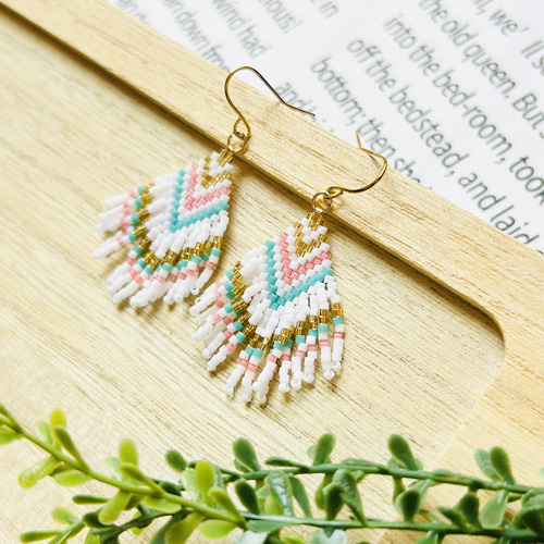 デリカビーズ フリンジ ピアス/イヤリング/ターコイズブルー/ピンク