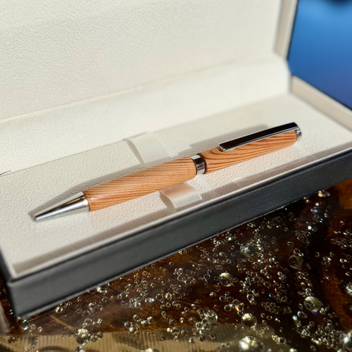 世界に一本だけ】樹齢1000年・屋久杉ボールペン YS1 木材・板 金井工房