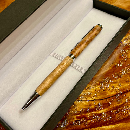 超希少】楠木の鳥眼杢・バーズアイ杢・ボールペン CN10 木材・板 金井