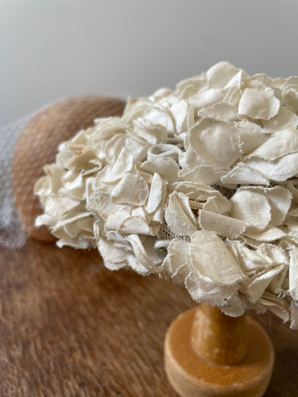 [一点もの] コットン小花のフランスアンティークボンネ 