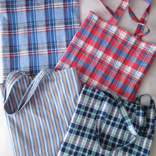 マチなし トートバッグ 裏地つき チェック柄 青 トートバッグ