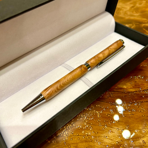 超希少・光明杢】樹齢1000年以上屋久杉・ボールペン 長寿を祈る贈り物