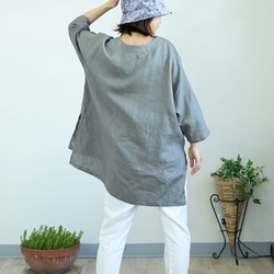 スクエアフォルムのリネンブラウス：グレー 7枚目の画像
