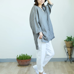 スクエアフォルムのリネンブラウス：グレー 8枚目の画像