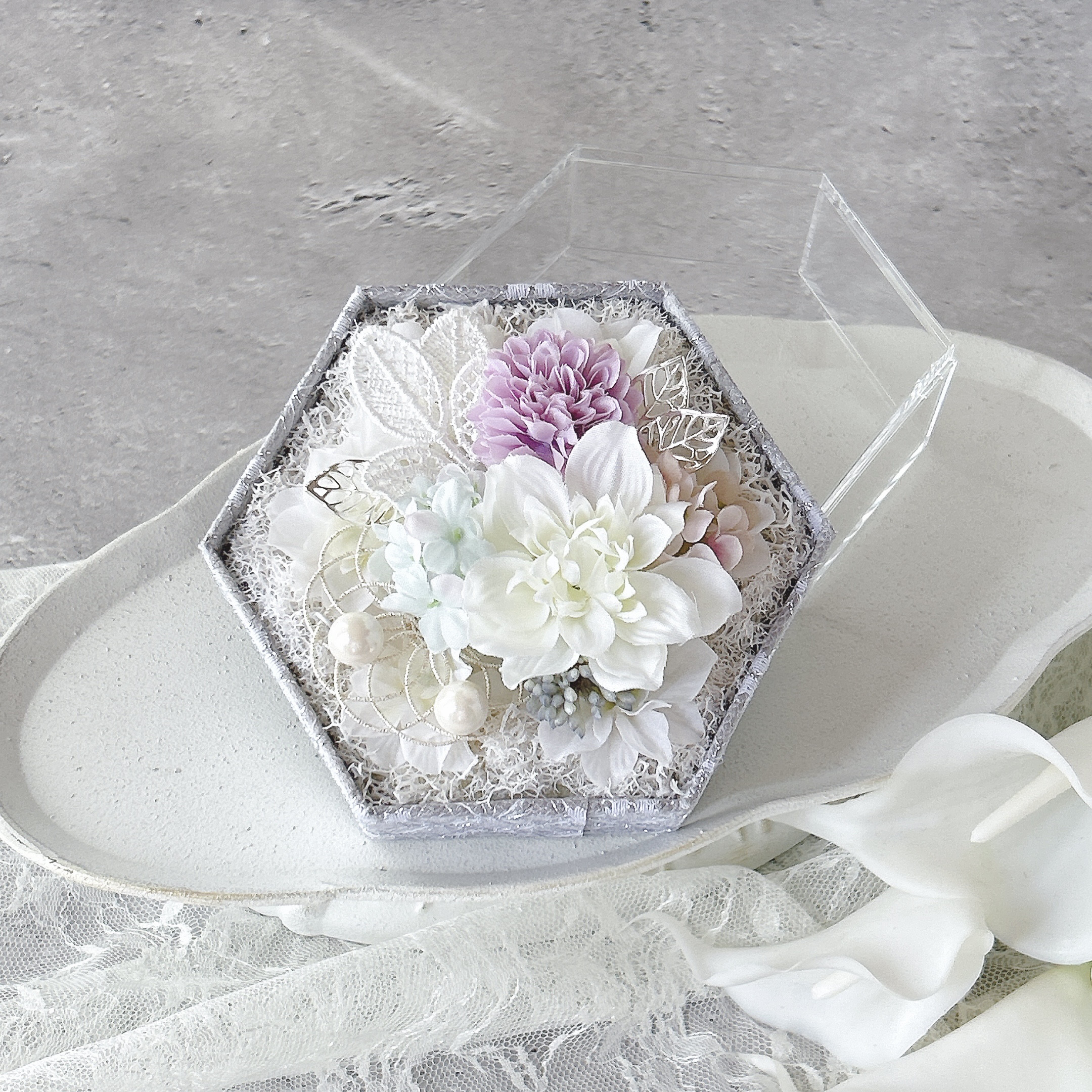 【大切な瞬間をそのまま美しく】リングピロー『ダリア/マムLAV』/ウェディング　結婚式　和装婚　ブライダル　六角形