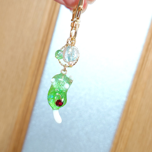 くまちゃんcafeˎˊ˗メロンソーダシャカシャカチャーム レジン