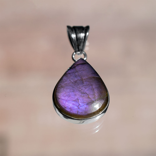 パープルラブラドライト・ペンダントトップ☆silver925 No.2  