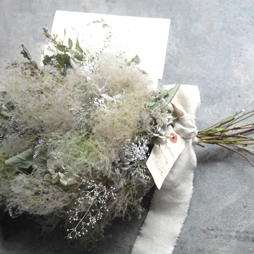 季節限定♫スモークツリーとユーカリ~かすみ草~ふんわりスワッグ