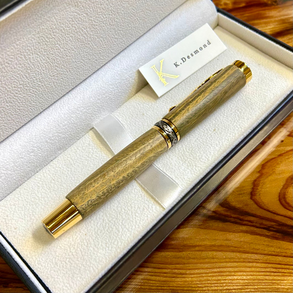 【モナーク・生命の樹・世界一重い木】リグナムバイタのボールペン　CN1051 生命の樹 世界一重い木 #昇進