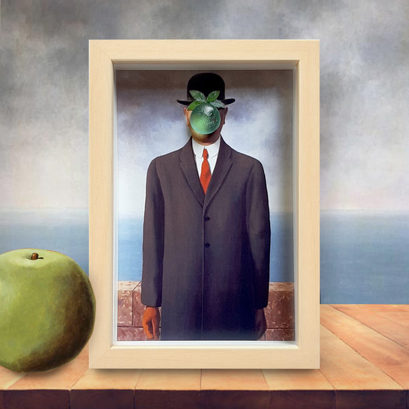 〈ルネ・マグリット“人の子”〉シーグラスアート ルネ 人の子