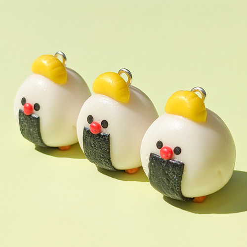 むっちりころころおにぎりどりストラップ キーホルダー タカハシ 通販