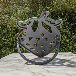 イチゴの形の置物  苺 いちご 置き看板  いちご農園 ジャム  #店舗什器  #アンティーク  #コベントアイアン 7枚目の画像