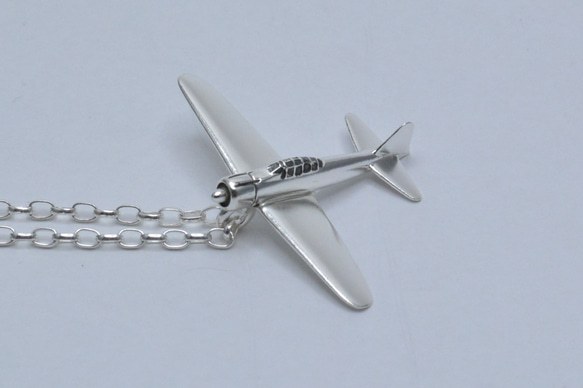 日本海軍零式艦上戦闘機二一型 ゼロ戦 シルバーネックレス ネックレス