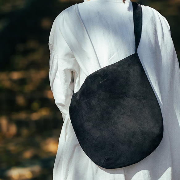 リバーシブル丸みトート（ピッグスエード＆リネン）【ブラック】【軽量】 cm ブラック 柔らかく