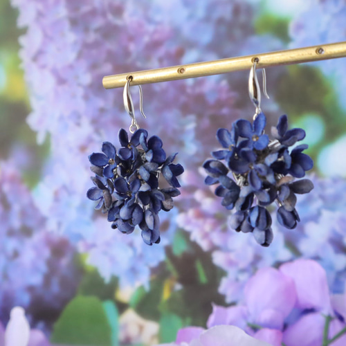 ライラック*ブルー 革花ピアス・イヤリング/夏/6月誕生花/2024 ピアス 