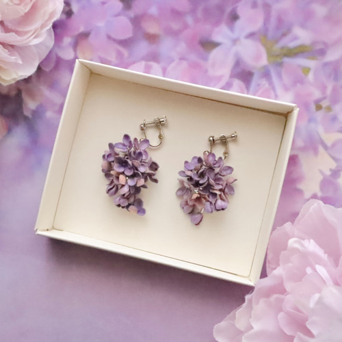 ライラック*パープル 革花ピアス・イヤリング/夏/6月誕生花/2024