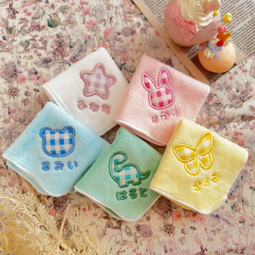 アップリケ〗イニシャル タオルハンカチ 刺繍 名入れ ギフト オーダー