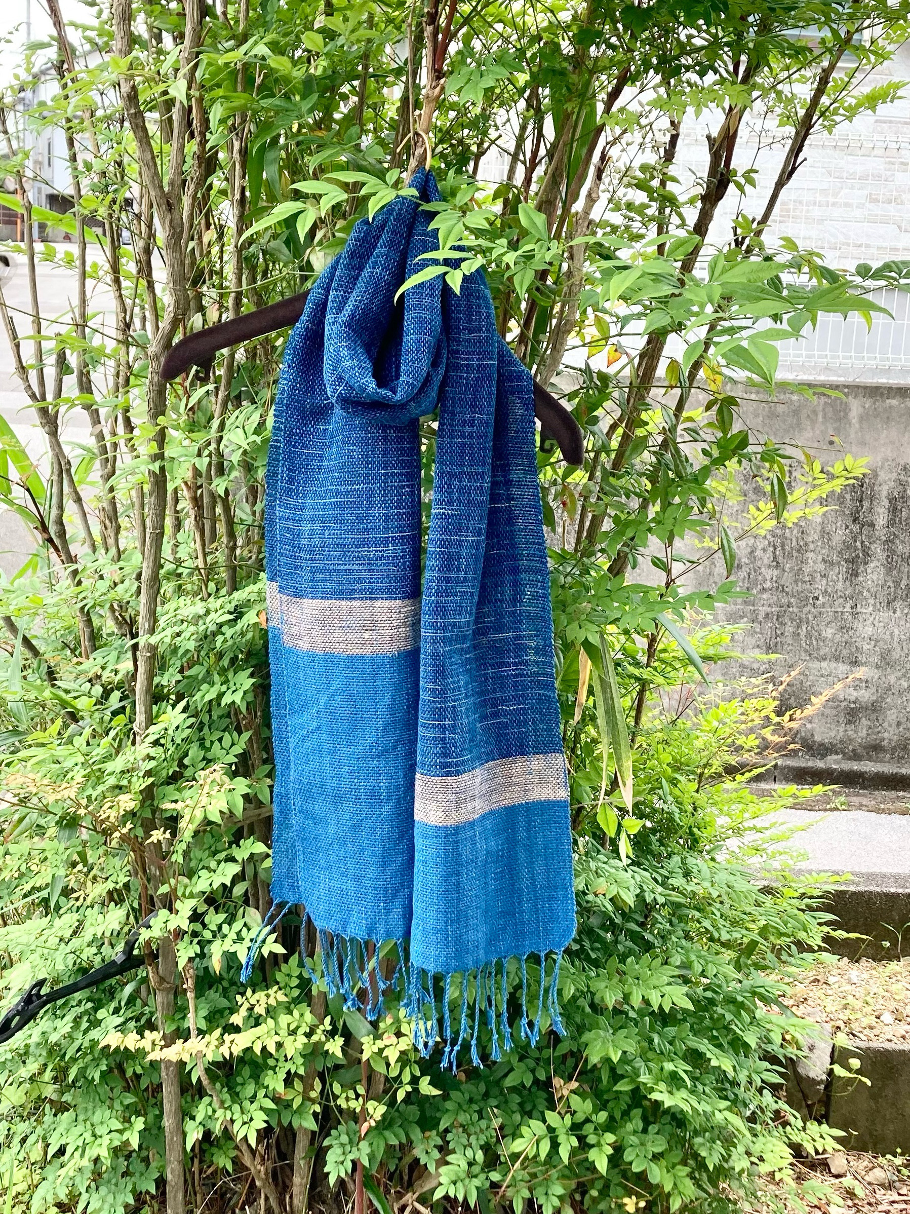 藍染めの手織りストール
