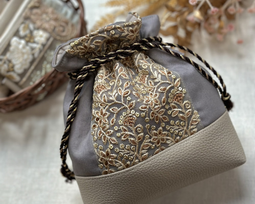 インド刺繍リボン　巾着 M】インド刺繍リボン 巾着ショルダー | chouette.