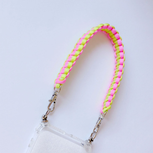 ネオンイエロー×ネオンピンク：スマホハンドストラップ・バッグ