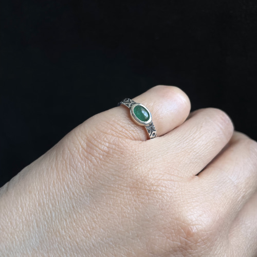 sterling silver エメラルドリング エメラルドリング – GINZA SATAKE