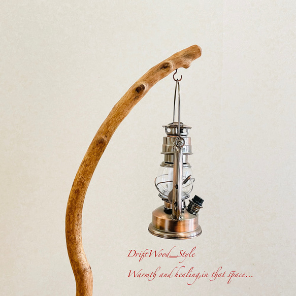 流木インテリア 緩やかに曲線を描く流木スタンド ランタンやエアプラントを飾れる置物 北欧 照明 木材 癒し N38 10枚目の画像