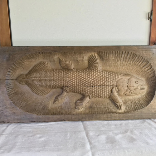 シーラカンス（メス） 木彫りレリーフ 彫刻 KUSANAGI工房 通販