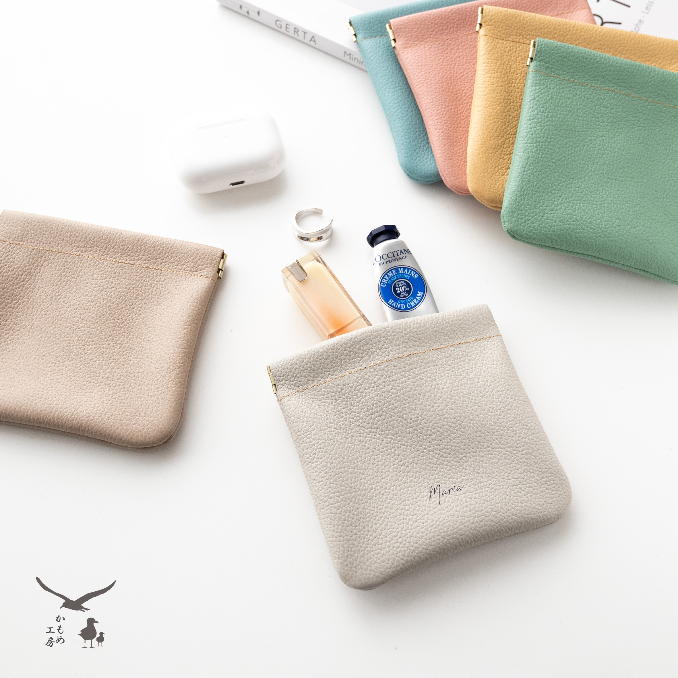美品　フルラ　アクセサリーポーチ　がま口　ハンドバッグ　レザー　ベージュ 楽天市場】フルラ FURLA バッグ ベージュxブラックxゴールド