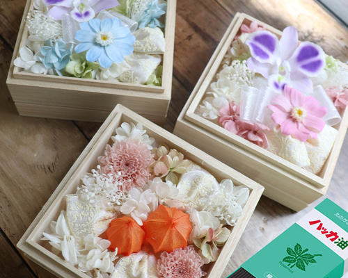 ほんわか全開幼なじみ 涼花 4枚セット 供花 お供え フラワーボトル お線香 セット 仏壇 お悔やみ 電報