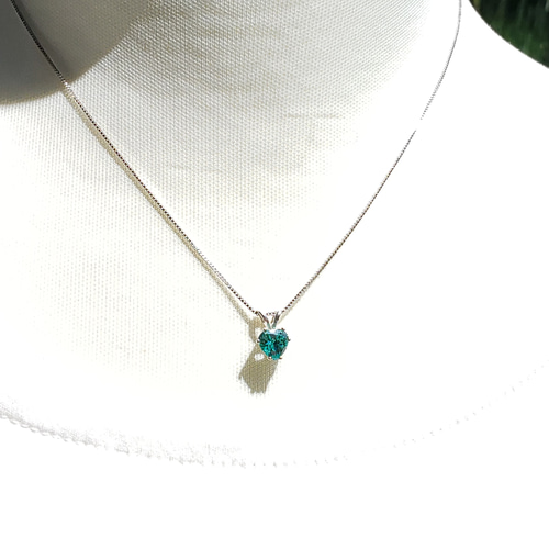 シルバー天然多彩宝石ネックレス精巧 パライバトルマリン 人工宝石 オーバルネックレス ミニマル