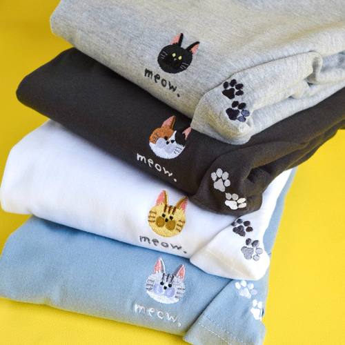 名入れ tシャツ 刺繍 3D刺繍 黒ネコ もこもこ 猫 ネコ キャット ぶすネコ ワッペン刺繍 Tシャツ 3D