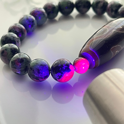 黒鳶赤紋九眼天珠&黒ガーデンブレス 【公式通販】