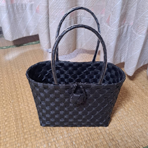 ブラック かごバッグ お外遊びに 30cm SALE 50%OFF】[od241-0618]odds(オッズ) MINI BALL BAG(ミニ