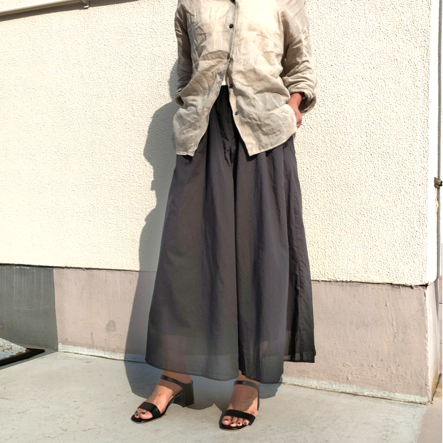 【綺麗めコットンガウチョパンツ】ゆったりシルエット　キュロット　カーキ　ブラック　日本製